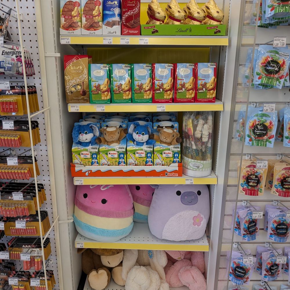 Shoppers Drug Mart - Easter merchandise - Drugstores Near Me - Markham, Ontario Shoppers Drug Mart - Easter merchandise - Drugstores Near Me - Markham, Ontario