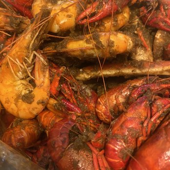 Crawfish King - Big easy 3 stars with crawfish, head on shrimp, snow crab with corn and potato. - Cajun/Creole Near Me - Seattle, Washington
