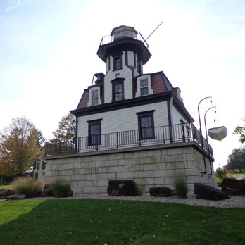 SHELBURNE MUSEUM - The Colchester Reef Lighthouse - Cultural Center Near Me - Shelburne, Vermont SHELBURNE MUSEUM - The Colchester Reef Lighthouse - Cultural Center Near Me - Shelburne, Vermont