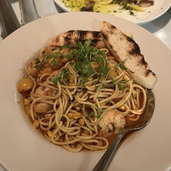 Lake Crescent Lodge - Spicy pasta - Hotels Near Me - Port Angeles, Washington Lake Crescent Lodge - Spicy pasta - Hotels Near Me - Port Angeles, Washington