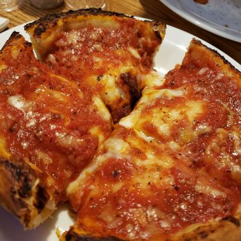 Giordano's - Individual Chicago style deep dish pizza - Pizza Near Me - Orlando, Florida