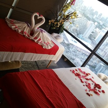 Pin Thai Massage - Our beautiful set up in our room. - Massage Therapy Near Me - Honolulu, Hawaii Pin Thai Massage - Our beautiful set up in our room. - Massage Therapy Near Me - Honolulu, Hawaii