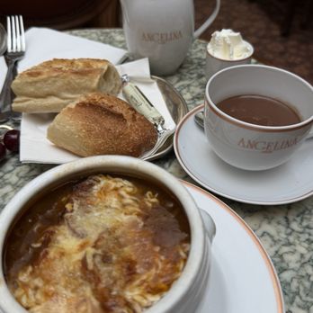 Angelina - Onion soup, hot chocolate - Desserts Near Me - Paris, 75 Angelina - Onion soup, hot chocolate - Desserts Near Me - Paris, 75