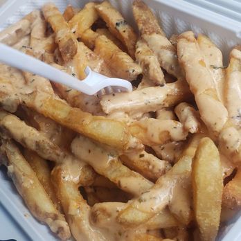 Backyard Pizza & Burgers - Marsala Fries - Burgers Near Me - Puyallup, Washington