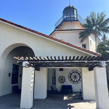 Tom Ham's Lighthouse - Front - Breakfast & Brunch Near Me - San Diego, California Tom Ham's Lighthouse - Front - Breakfast & Brunch Near Me - San Diego, California