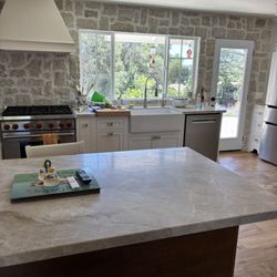 Modello Tile Studio - Counter tops