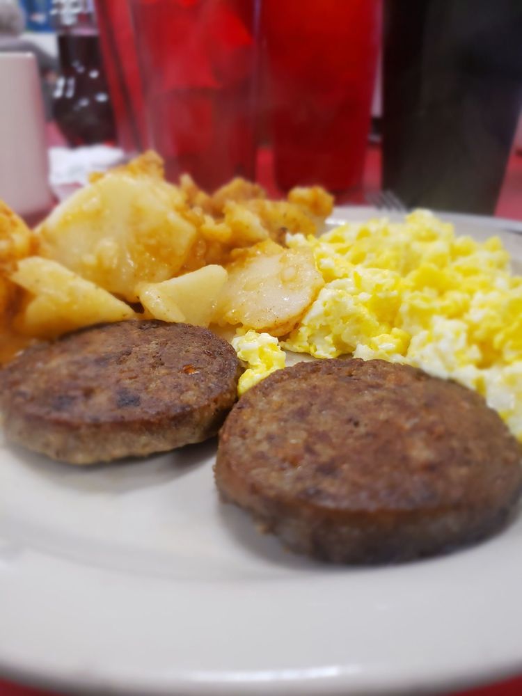 STRAWN’S EAT SHOP ALSO Updated September 2024 126 Photos & 95