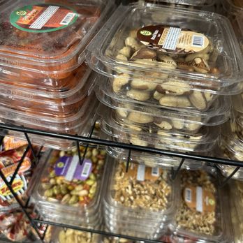 76 Gas Station - variety of nuts and dried fruits - Gas Stations Near Me - Newberry Springs, California 76 Gas Station - variety of nuts and dried fruits - Gas Stations Near Me - Newberry Springs, California