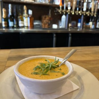 Placerville Public House - Alote soup - Beer Bar Near Me - Placerville, California