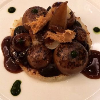Le Cinq - Le Cinq's take on French onion soup. - French Near Me Le Cinq - Le Cinq's take on French onion soup. - French Near Me