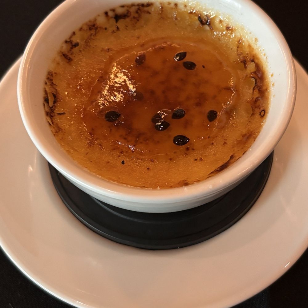 Passionfruit breme brulee Passionfruit breme brulee