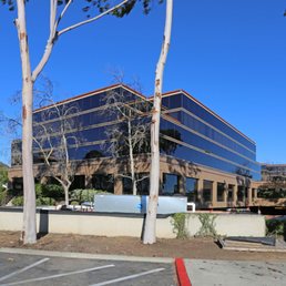Exterior outside entrance of Capital Growth Properties - 9449 Balboa ave - For lease - La Jolla, California Exterior outside entrance of Capital Growth Properties - 9449 Balboa ave - For lease - La Jolla, California