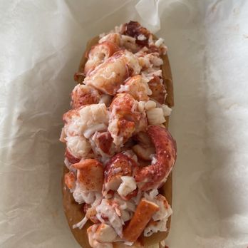 Fishermen's Catch - Lobster roll - Seafood Markets Near Me - Raymond, Maine Fishermen's Catch - Lobster roll - Seafood Markets Near Me - Raymond, Maine