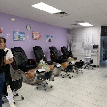 New Top Angel Nail Spa - Pedicure Massage Chairs - Nail Salons Near Me - Brookfield, Connecticut