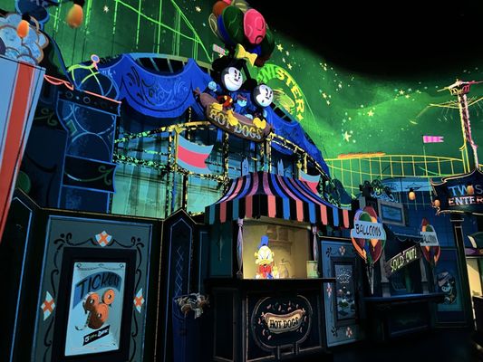 Mickey and Minnie's Runaway Railway by null