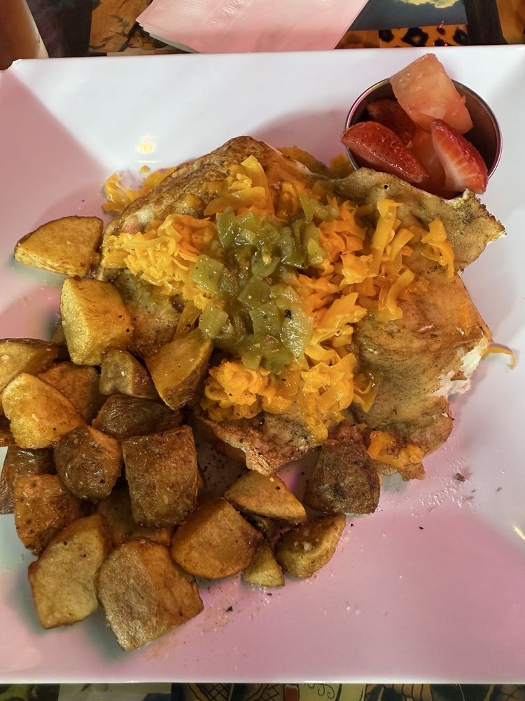 The Reptile Cantina Logo