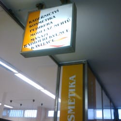 Kadeřnictví Hanka Hasáková - Pohled z pasáže