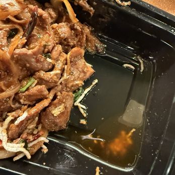 Old Peking - Oil collected at the bottom of the container. - Chinese Near Me - Tucson, Arizona