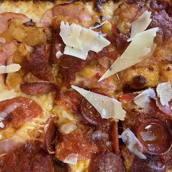 R Town Pizza - 1/2 Three one Three and 1/2 Panopoulos, absolutely delicious, crust was airy not too heavy. - Pizza Near Me - Reno, Nevada R Town Pizza - 1/2 Three one Three and 1/2 Panopoulos, absolutely delicious, crust was airy not too heavy. - Pizza Near Me - Reno, Nevada