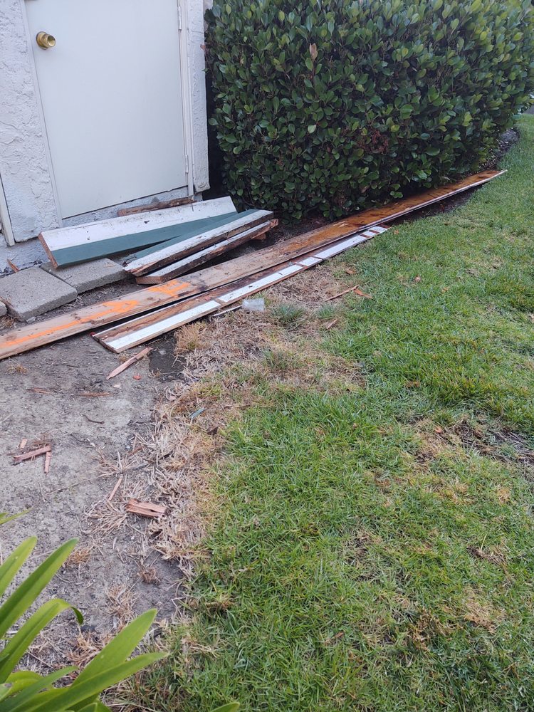 Slide of RSI Roofing