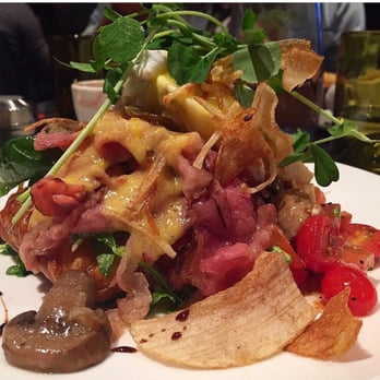 Vero Bistro Moderne - Montreal smoked meat organic eggs benny - Italian Near Me - Calgary, Alberta