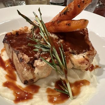 Cork & Cap Restaurant - Short Rib Wellington - New American Near Me - Lancaster, Pennsylvania