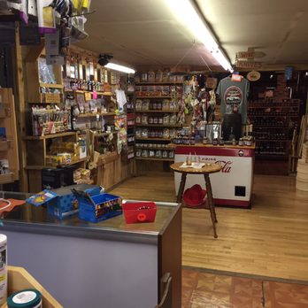 Layne's Grocery - There's lots going on in this store, you certainly cannot run in and run out. - Grocery Near Me - Glasgow, Virginia