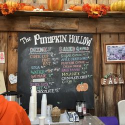 The Pumpkin Hollow - Cafe