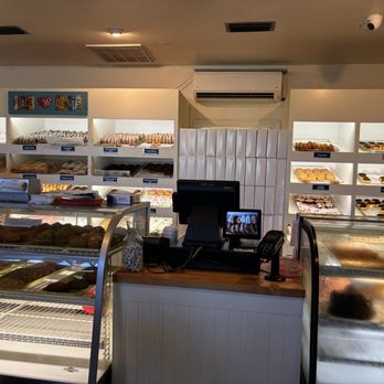 Donut Hole Bakery Cafe - Cafes Near Me - Santa Rosa Beach, Florida Donut Hole Bakery Cafe - Cafes Near Me - Santa Rosa Beach, Florida