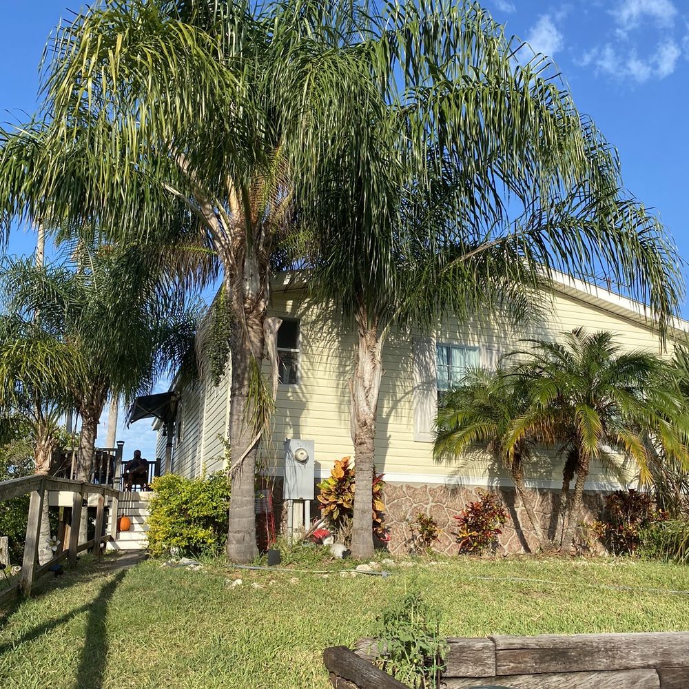 B J's Mobile Homes - Front side. Lol not the steep side! - Mobile Home Dealers Near Me - Hudson, Florida B J's Mobile Homes - Front side. Lol not the steep side! - Mobile Home Dealers Near Me - Hudson, Florida