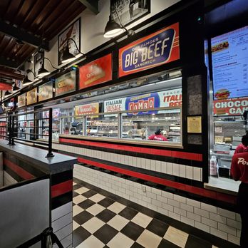 Portillo's Clermont - Hot Dogs Near Me - Clermont, Florida Portillo's Clermont - Hot Dogs Near Me - Clermont, Florida