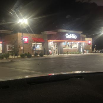 QuikTrip - the outside of a restaurant at night - Convenience Stores Near Me - Tolleson, Arizona QuikTrip - the outside of a restaurant at night - Convenience Stores Near Me - Tolleson, Arizona