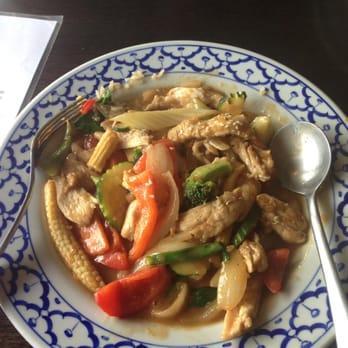 Ruby Modern Thai Restaurant - Thai Near Me - Rye, VIC Ruby Modern Thai Restaurant - Thai Near Me - Rye, VIC