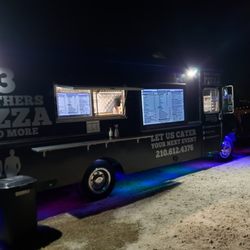 3 Brothers Pizza - The rig