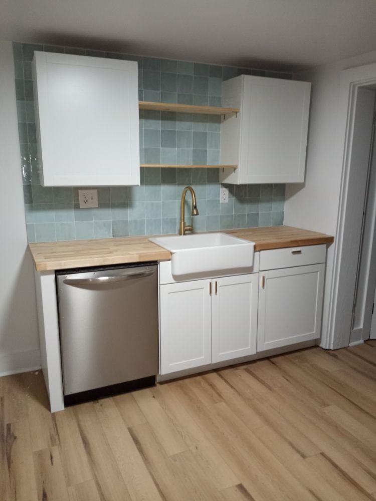 Slide of Mild To Extreme Plumbing And Restoration