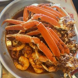 Combo 5 but add Dungeness Crab instead of blue crab. Priced $83 two ppl will be super full with it.