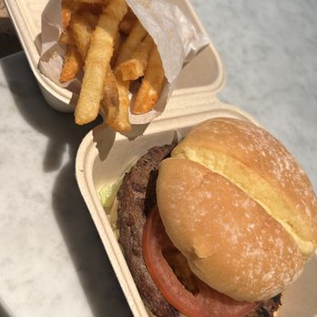 Local Bigger Burger - Burgers Near Me - Seattle, Washington
