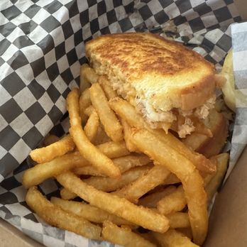 The Fish Peddler - Shrimp and crab Melt with Tillamook cheese - Seafood Markets Near Me - Bay City, Oregon