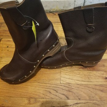 L Train Vintage - Clog on, Sista!!! - Used, Vintage & Consignment Near Me - Brooklyn, New York L Train Vintage - Clog on, Sista!!! - Used, Vintage & Consignment Near Me - Brooklyn, New York