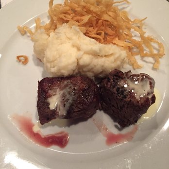 Hyde Park Prime Steakhouse - Petite filet so delicious and tender - Steakhouses Near Me - Columbus, Ohio