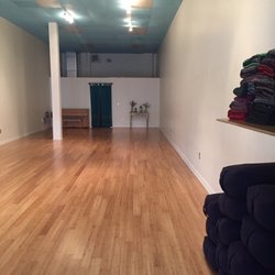 Yogafly Studio - Inside