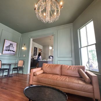 King William Coffee House - Coffee & Tea Near Me - San Antonio, Texas