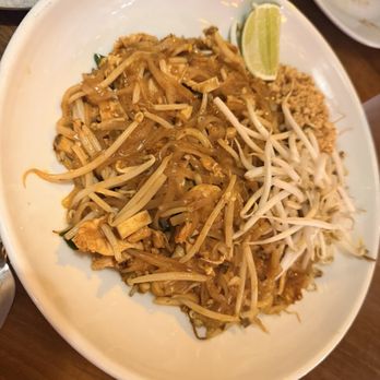 Koon Thai Kitchen - (G9) Pad Thai - Thai Near Me - San Diego, California