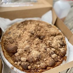 Wilkens Fruit and Fir Farm - Apple crumble pie