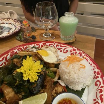 Daughter Thai Kitchen - Thai Near Me - Oakland, California Daughter Thai Kitchen - Thai Near Me - Oakland, California