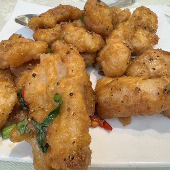 Henry's Cuisine - Vietnamese style black pepper fried fish with basil - Asian Fusion Near Me - Alhambra, California Henry's Cuisine - Vietnamese style black pepper fried fish with basil - Asian Fusion Near Me - Alhambra, California
