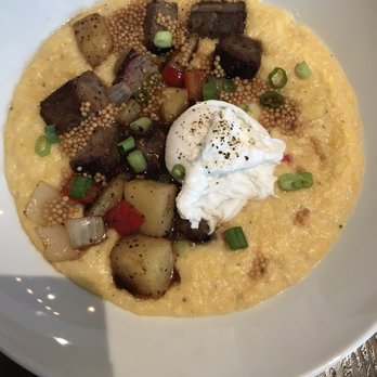 Dovetail - Brisket hash-smoked brisket with creamy-cheesy grits - Southern Near Me - Macon, Georgia Dovetail - Brisket hash-smoked brisket with creamy-cheesy grits - Southern Near Me - Macon, Georgia