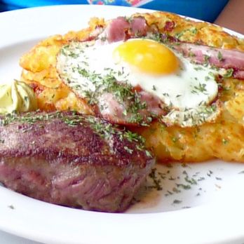 Bernerhof - Cowboy Rosti.  Really good! - Fondue Near Me - Wengen, BE