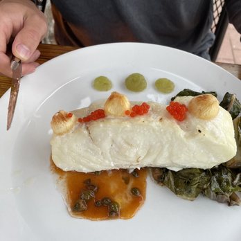 Ragged Point Restaurant - Halibut - American Near Me - Ragged Point, California