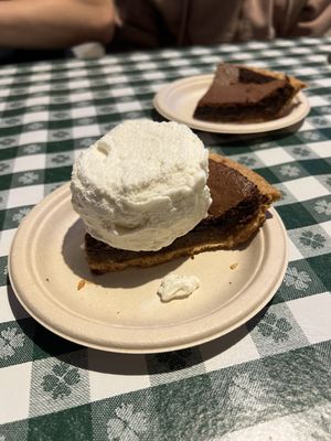 Gus's World Famous Fried Chicken by null